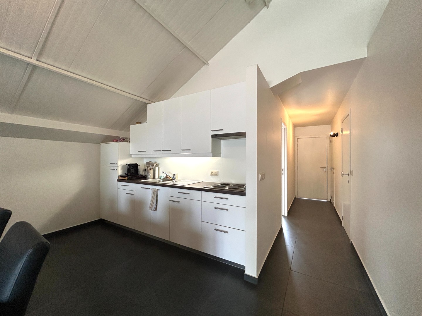 Appartement à louer à Oostrozebeke avec 1 chambre - photo 4