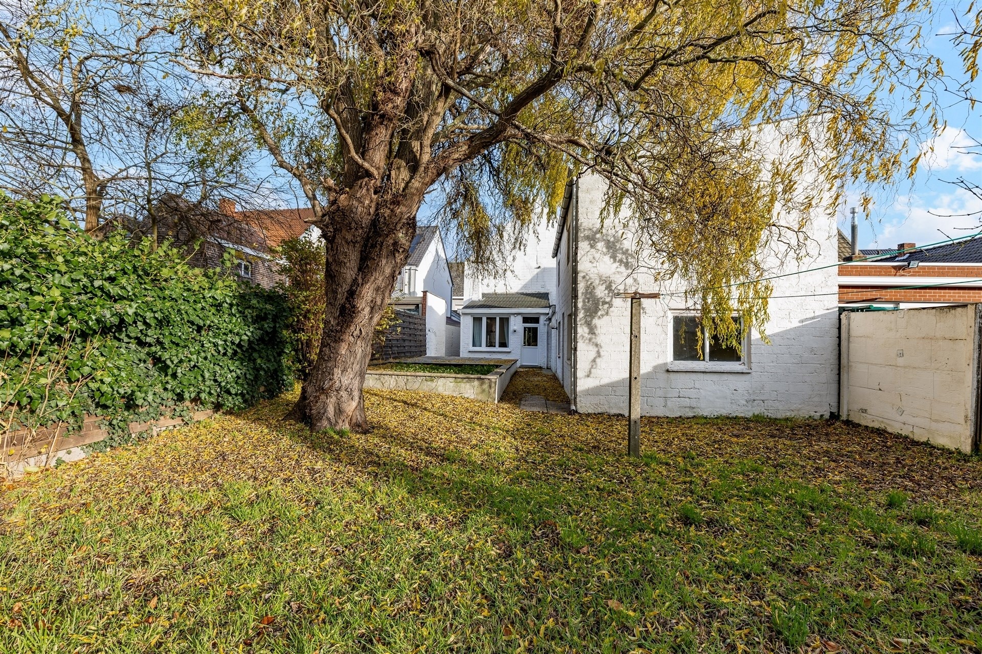 Goed gelegen, deels, te renoveren woning, centrum Asper(Gavere) - foto 2