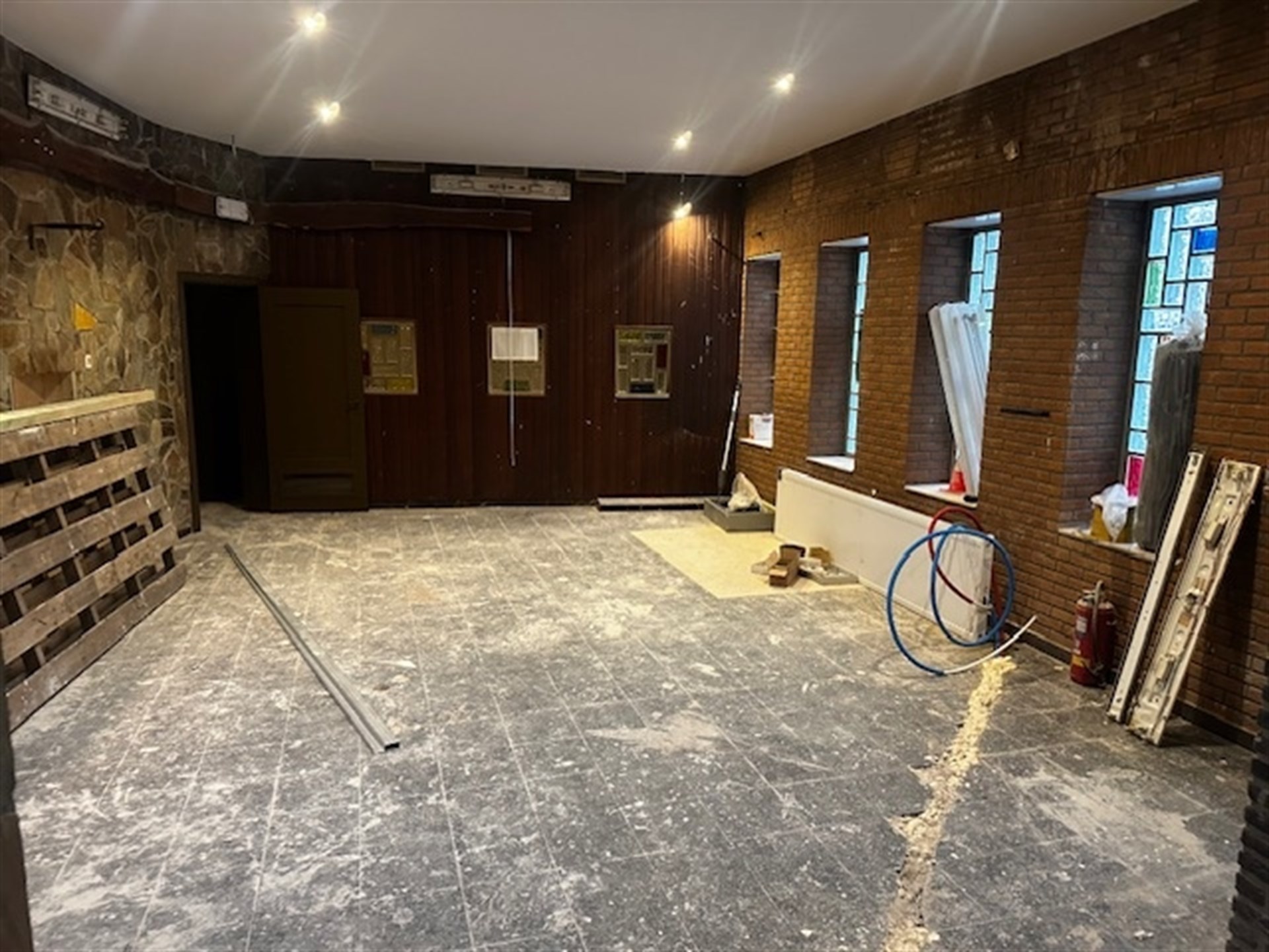 Handelsgelijkvloers (café) op commerciële ligging – 2020 - foto 5