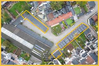 Immo Van Middelem verkoopt 27 garageboxen gelegen in de Zonnebloemenstraat 15 te Anderlecht.Deze investering biedt een stabiele opbrengst en is...