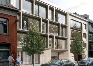 <p><span>2° VERDIEPING : een appartement aan de rand van het centrum van Brasschaat, de werken van deze prachtige NIEUWBOUW Residentie PARKHOF starten lente 2025. </span></p><p><span> </span></p><p><span>Kopen aan 6% btw op de constructies is hier mogelijk zowel voor enige/eigen woonst als voor investeerders (15j verhuur). Wij informeren u er graag over.</span></p><p><span> </span></p><p><span>In een modern gebouw met lift bevindt dit appartement zich op de 2de verdieping.  Het omvat inkomhal, gastentoilet, leefruimte met ingerichte open keuken voorzien van alle nodige toestellen, berging, wasplaats met aansluiting voor wasmachine en droogkast, twee slaapkamers, dressing, een ingerichte badkamer en een terras (9m²).  De indeling en afwerking wordt met u persoonlijk besproken, hiervoor zijn budgetten voorzien in het lastenboek.  </span><span>De ondergrondse parking zorgt ervoor dat thuiskomen in alle comfort kan gebeuren, voor dit appartement zijn er standaard 3 fietsplaatsen voorzien en ondergrondse autostaanplaatsen zijn apart beschikbaar vanaf €25.000. </span></p><p><span> </span></p><p><span>Luxueus wonen in een groene omgeving waar duurzaamheid voor opstaat, dit kan binnenkort in het centrum van Brasschaat waar twee aantrekkelijke gebouwen gestalte gaan geven aan het nieuwe woonproject Parkhof. In dit buitengewoon duurzame concept woont en geniet u van alle luxe in een zeer groene woonomgeving en overal dichtbij. Parkhof omvat 10 hoogwaardige appartementen, verdeeld over 2 woongebouwen. Aan de kant van de Bredabaan bevinden zich op het gelijkvloers 1 appartement en een notariaat. Op de verdiepingen komen telkens 2 appartementen met 2 of 3 slaapkamers, terwijl een groot penthouse de volledige dakverdieping inneemt. Aan de kant van de Oude Baan komt er 1 appartement op elk van de twee verdiepingen met 3 slaapkamers. Dat betekent dat u hier uw intrek neemt in een woning met een uitzonderlijke gevelbreedte. Om het u makkelijk te maken, is er een toegankelijke ondergrondse parking voor wagens, eenvoudig bereikbaar via een rolstoelvriendelijke lift. </span></p><p><span> </span></p><p><span>Qua architectuur legt men de nadruk op moderne, doch tijdloze elegantie en op vlak van duurzaamheid en energieverbruik legt men de lat hier bijzonder hoog dankzij geothermie.  Het project hanteert strengere eisen dan wettelijk verplicht en houdt vooral rekening met de normen van morgen. Dit geeft u de zekerheid dat u gedurende lange tijd voldoet aan de regelgeving. Bovendien wordt uw energieverbruik een stuk budgetvriendelijker én blijft uw woning waardevast.  Voor de opwekking van warmte en de passieve koeling wordt een beroep gedaan op geothermie. Een BEO-veld, dat gebruik maakt van een ondergronds buizennetwerk, verwarmt uw woning tijdens koudere periodes en koelt ze af als het te warm wordt. Ook op vlak van isolatie is dit vooruitstrevend, dankzij de toepassing van ventilatiesysteem D. Het regenwater wordt slim herbenut voor diverse doeleinden.  En als dat nog niet voldoende is, vindt de zon onbelemmerd haar weg naar de appartementen, zo wordt u als bewoner de hele dag overspoeld door natuurlijke licht.</span></p><p><span> </span></p><p><span>Parkhof bevindt zich aan de rand van het centrum van Brasschaat. In deze prikkelende omgeving vindt u alles wat u nodig hebt voor het leven van elke dag: winkels, supermarkten, scholen, administratie … Maar ook als u iets verder moet zijn, de Bredabaan biedt een vlotte verbinding met de E19.  Ondanks de centrale ligging woont u hier in een uitzonderlijk groene omgeving. Recht tegenover de site bevindt zich bijvoorbeeld het Park Van Brasschaat, maar ook het nabijgelegen Peerdsbos leent zich perfect tot onbeperkt genieten in het groen.  Brasschaat leeft! Een terrasje doen bij mooi weer, een lunch meepikken op restaurant, shoppen, een theatervoorstelling bijwonen? <br />Kortom, u bent van harte welkom om de plannen en mogelijkheden te bespreken, de ontspanningsmogelijkheden in de prachtige, klassevolle, comfortabele setting Parkhof zijn alvast legio.</span></p><p><span> </span></p><p><span>Prijzen zijn vermeld excl. kosten, registratie op de grondwaarde en btw op de constructiewaarde, notariskosten en ereloon, aansluitingskosten nutsvoorziening.</span></p><p><span>Contacteer ons voor bijkomende info of plan alvast bij ons op kantoor uw afspraak! www.buytaertimmo.be.</span></p><p><span> </span></p>