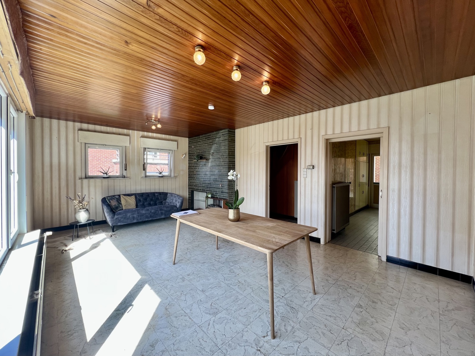 Zeer degelijke energiezuinige  woning met tuin en garage. - foto 4