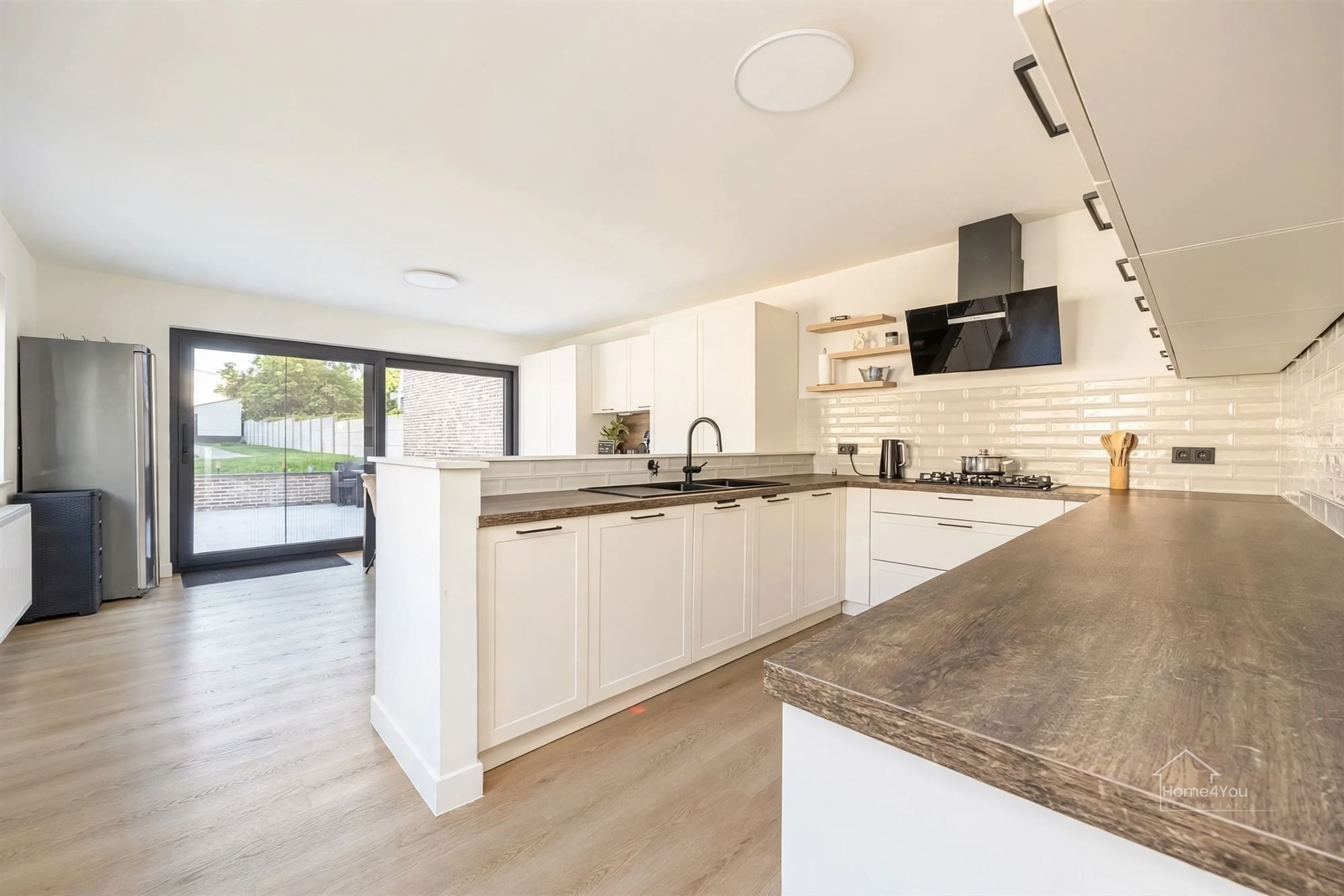 Prachtige woning met 4 slpk en een showroom in Bornem! - foto 5