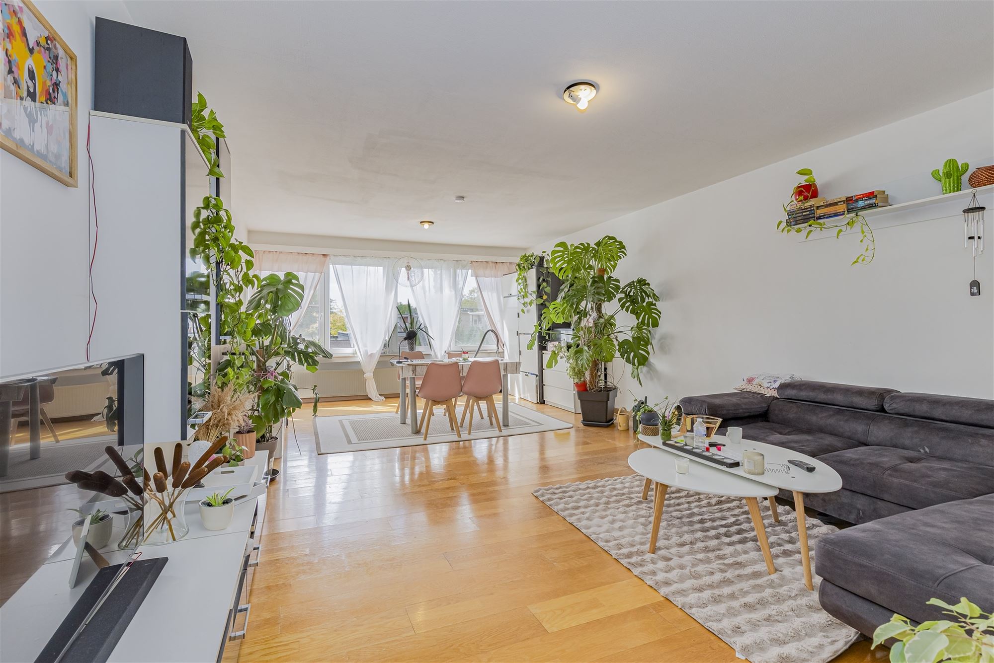 Ruim appartement met 2 slpk + terras te koop in Mortsel - foto 2