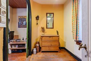 Op een centrale ligging in het historische hart van Antwerpen, aan de Grote Kauwenberg 5, bevindt zich dit karaktervolle handelshuis met een...