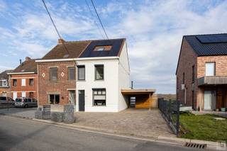 Huis te Dergneau, Rue Lableau 4Deze ruime en instapklare woning bevindt zich in een rustige straat in Dergneau en geniet van prachtige open...