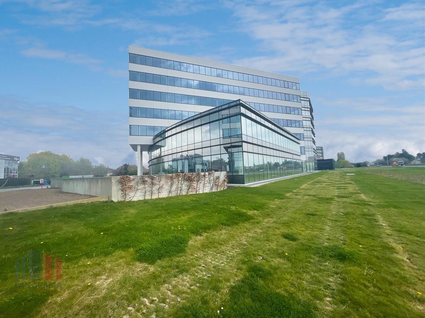 712 m² de bureaux à louer à proximité de l'E40 Erembodegem - photo 4