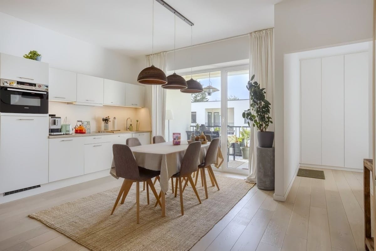 3 bedroom apartment in an enclosed residential area - photo 5