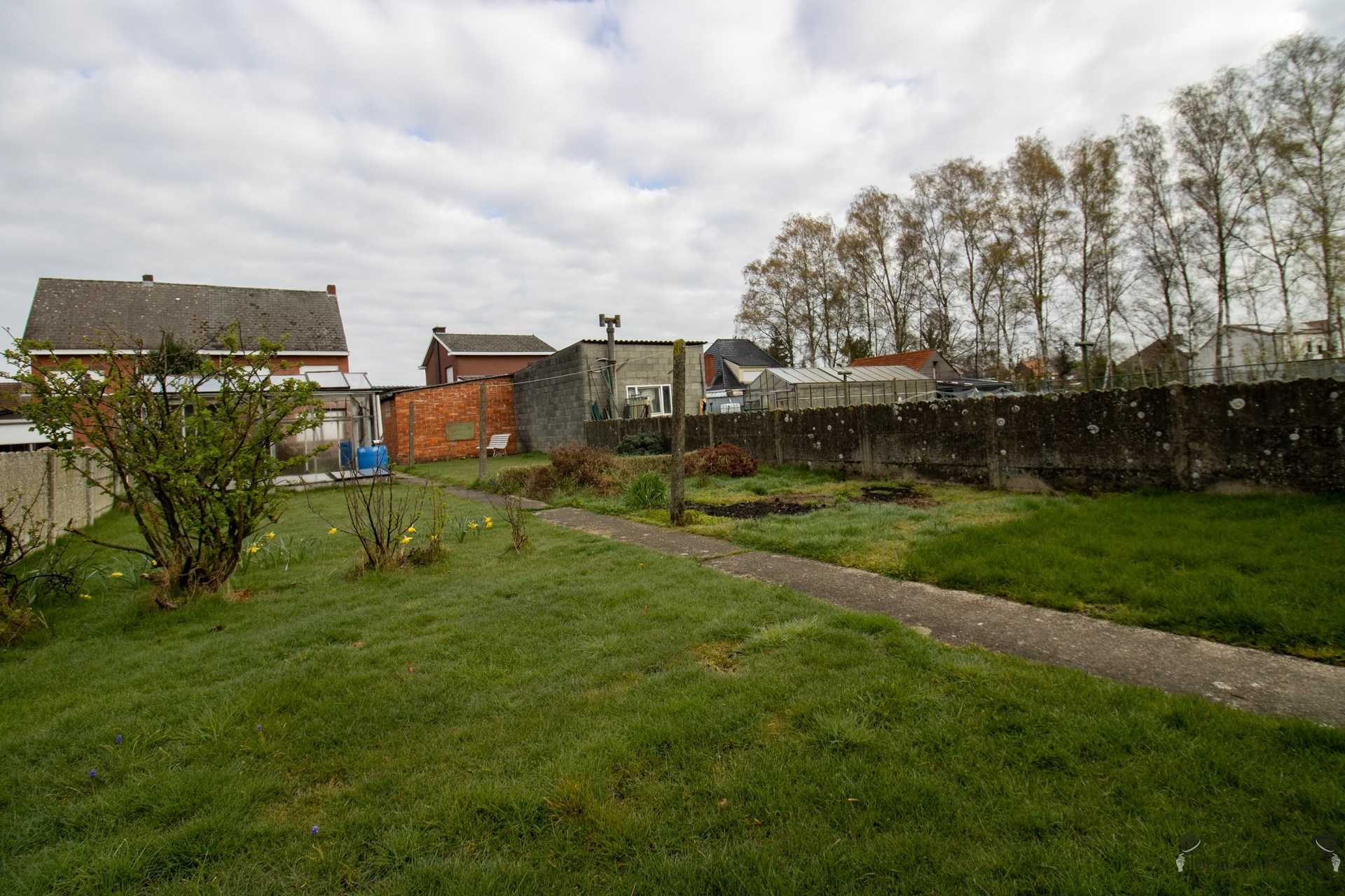 Te renoveren woning met 3 slaapkamers op 643 m² - foto 4