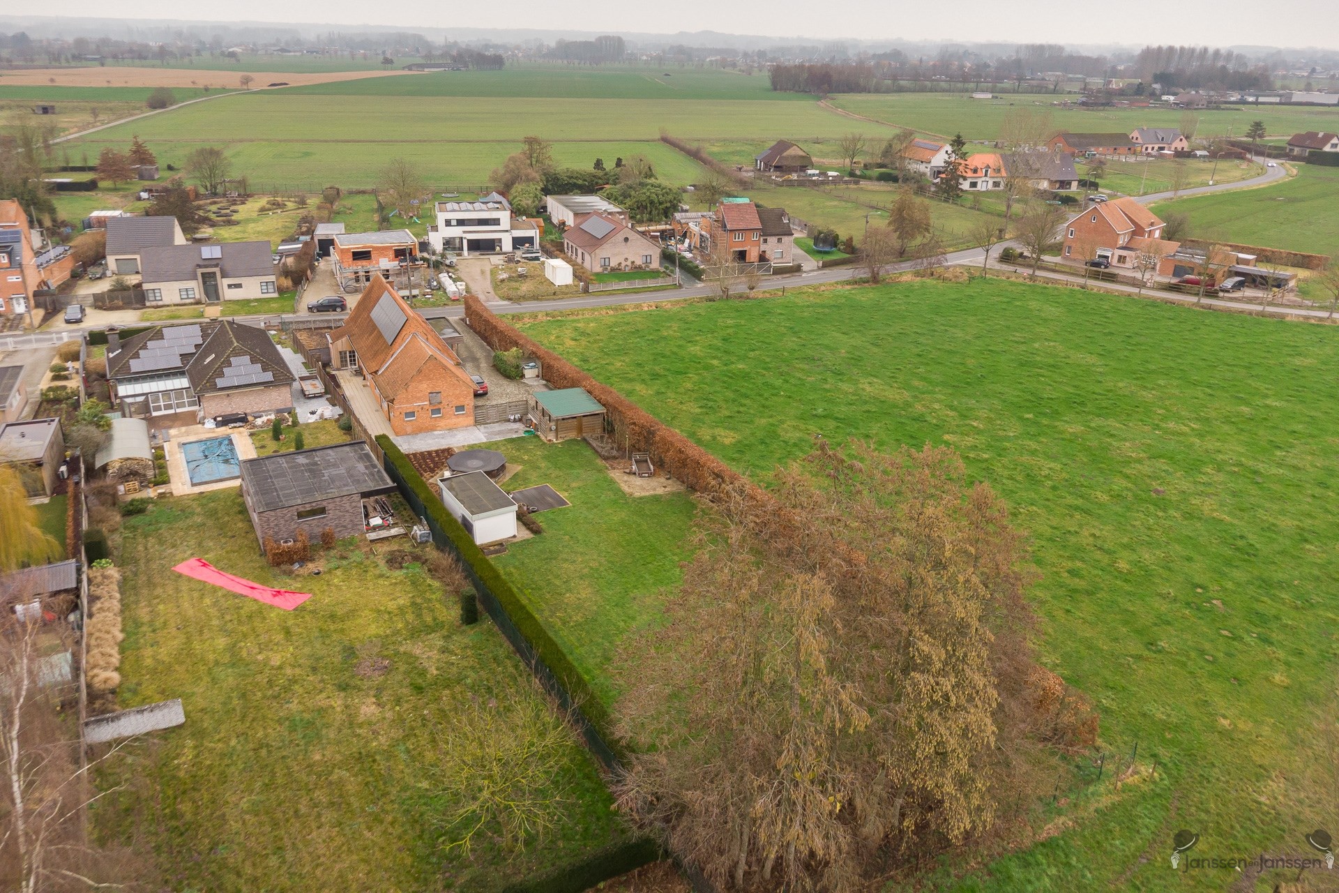 Gerenoveerde boerderij met landelijk zicht - foto 2