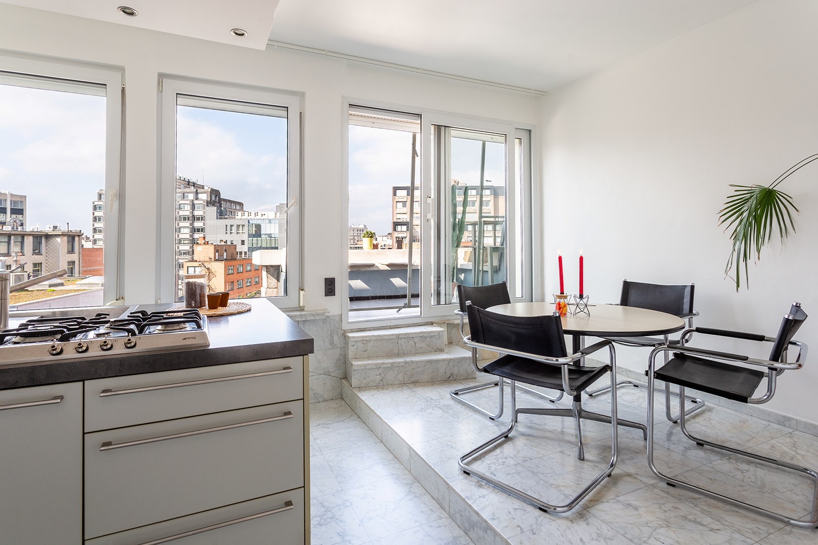 Centraal wonen in iconisch gebouw - foto 5