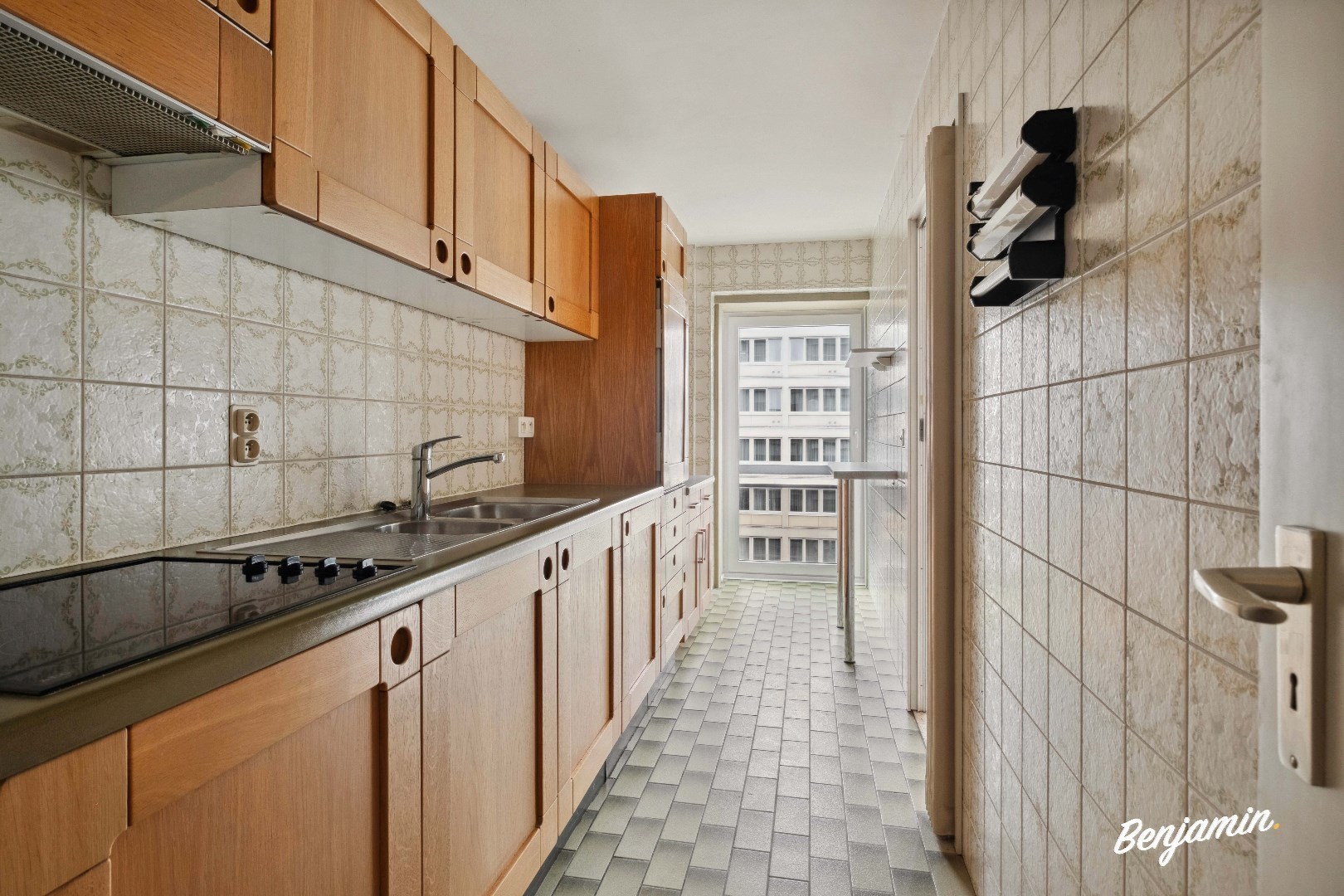 Instapklaar appartement met 2 slaapkamers, balkon en berging op centrale ligging in Oostende - foto 5