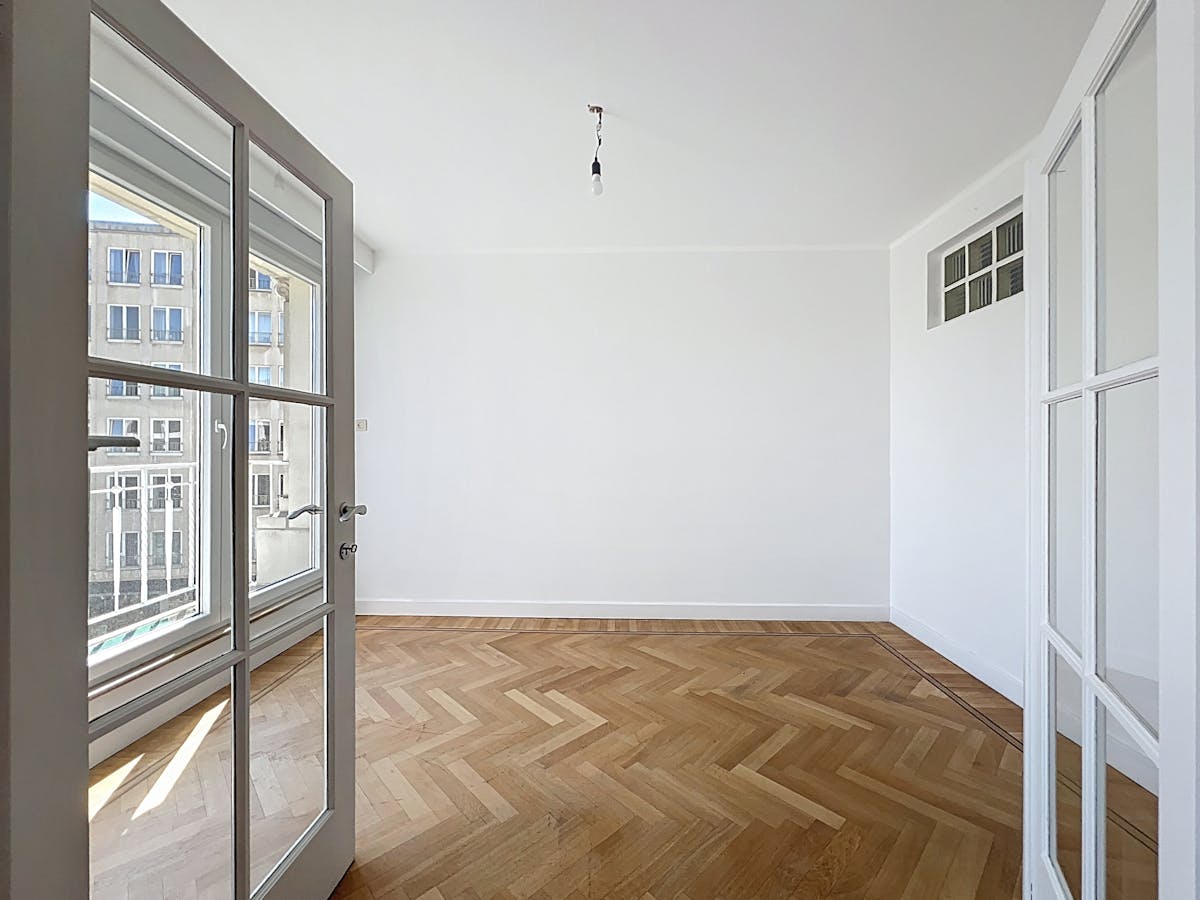 Ruim appartement op de meest gegeerde locatie in Gent - foto 4