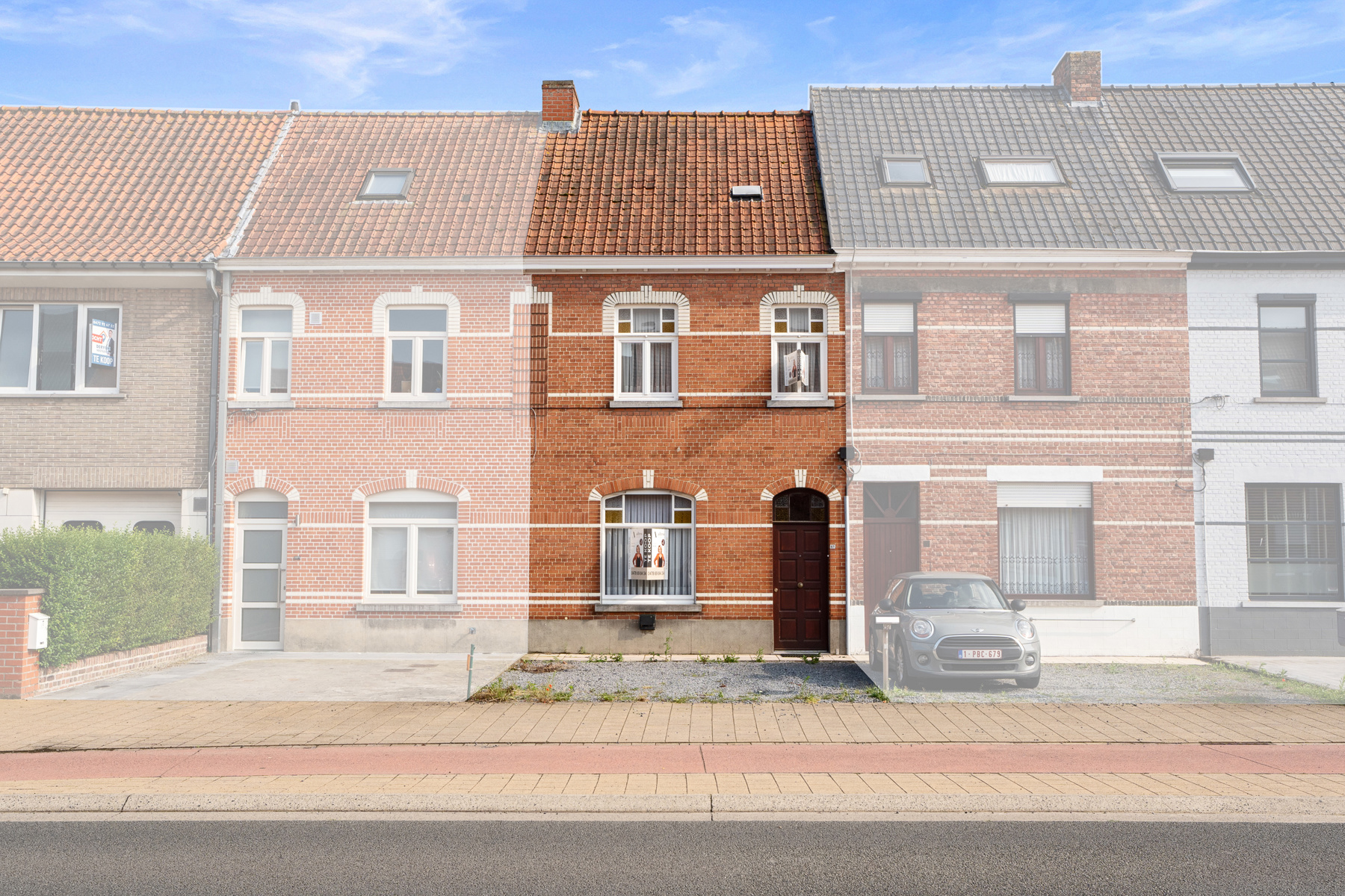 Charmante rijwoning op toplocatie. - foto 1