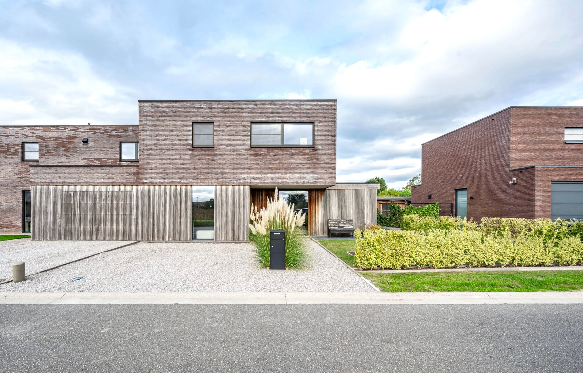 HALFOPEN BEN-WONING OP 323 M² - foto 3