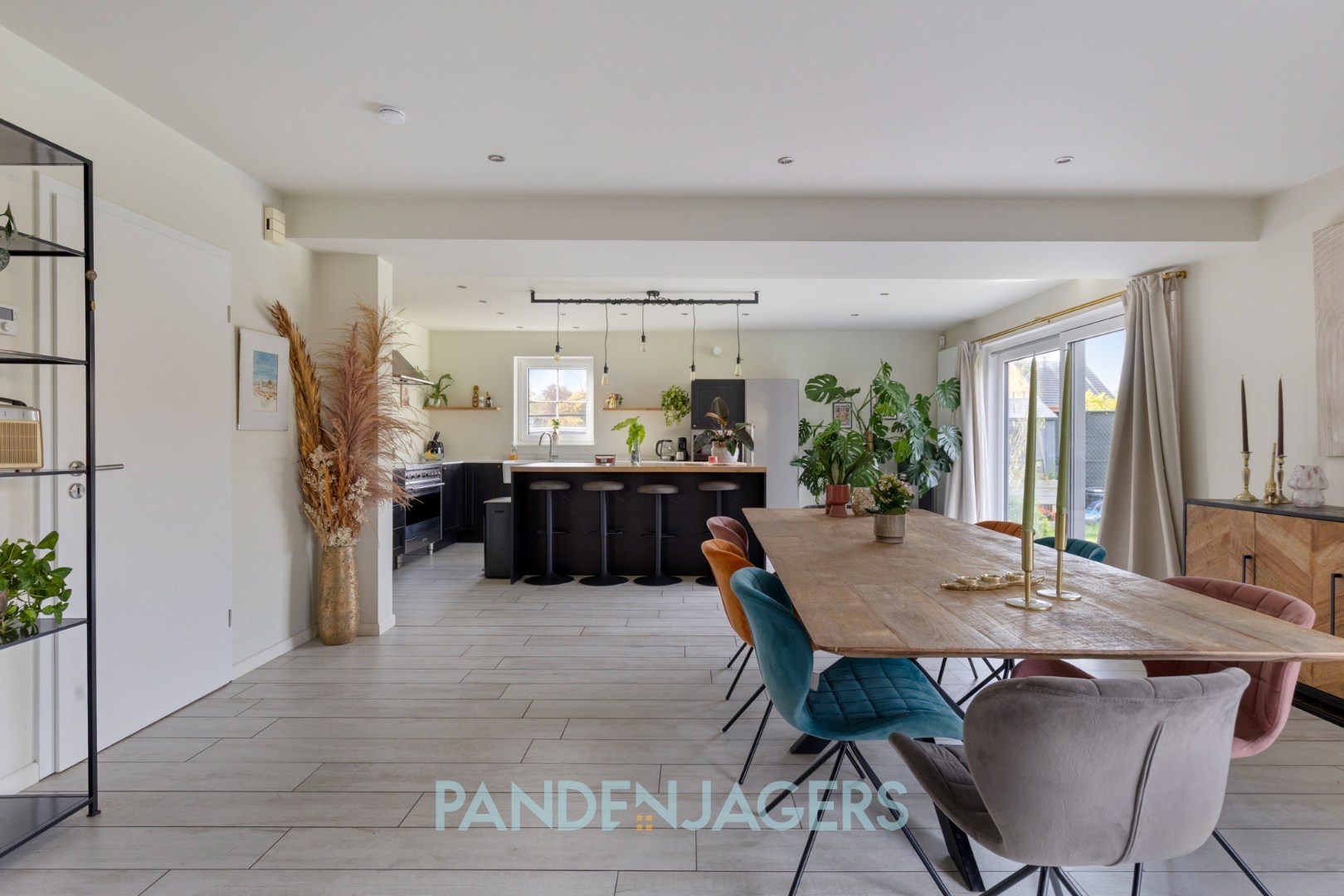 Recente energiezuinige woning met 6 slaapkamers, laadpaal en ruim perceel - foto 5