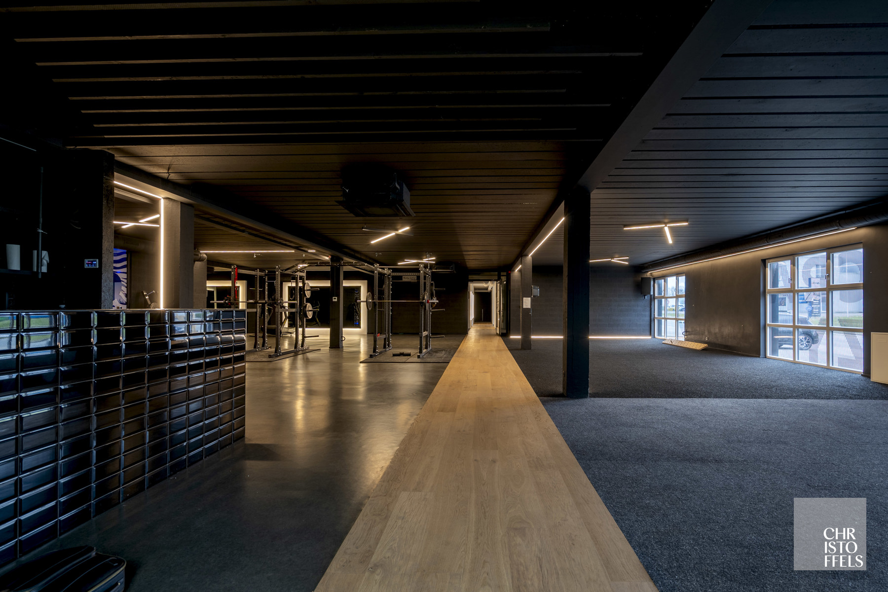 Commercieel gebouw (612m²) met 15 parkeerplaatsen - foto 5