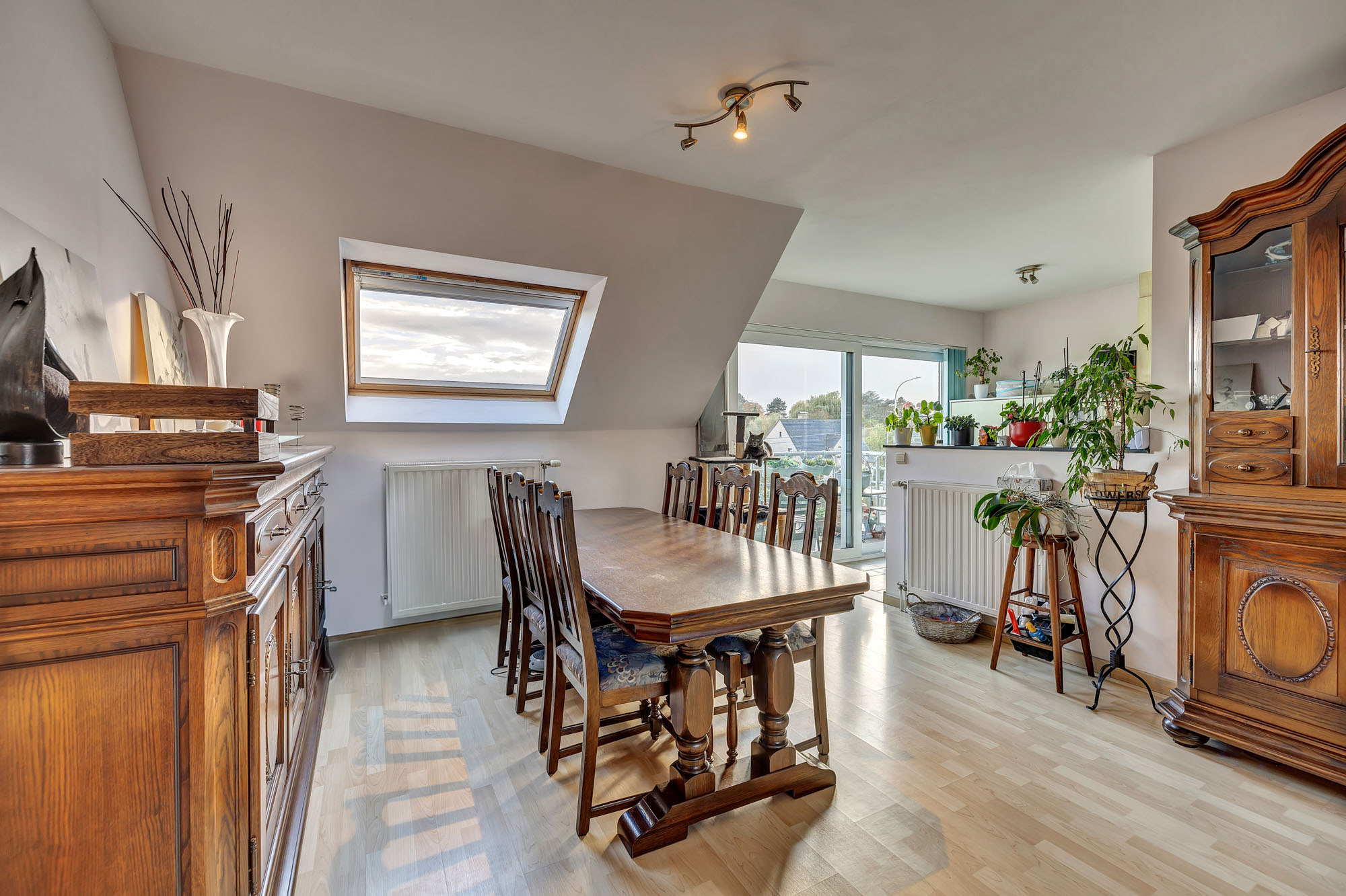 3-slaapkamer appartement met garage te Meerbeke - foto 3