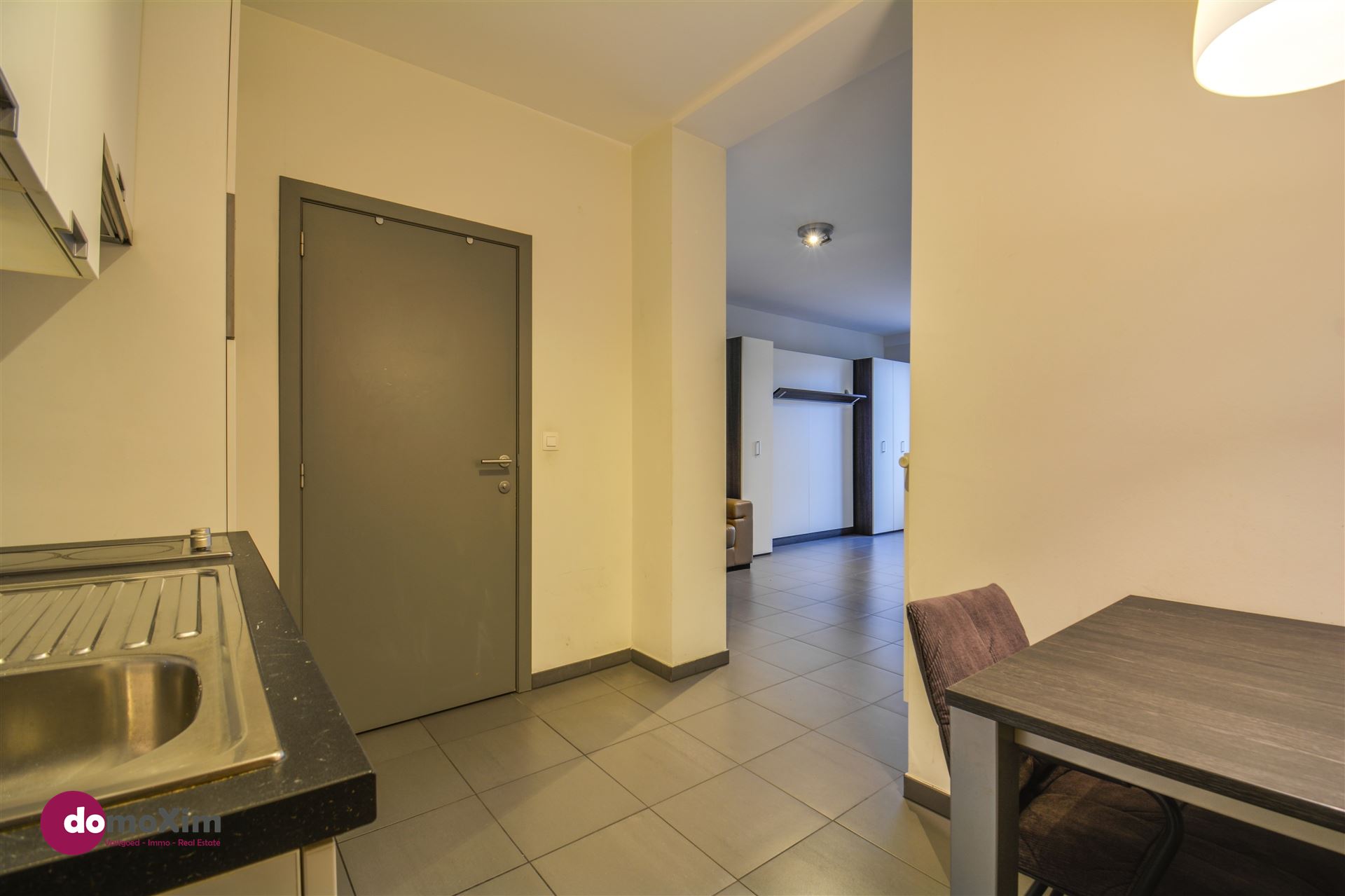 Studio moderne et meublé dans le centre de Louvain - photo 2