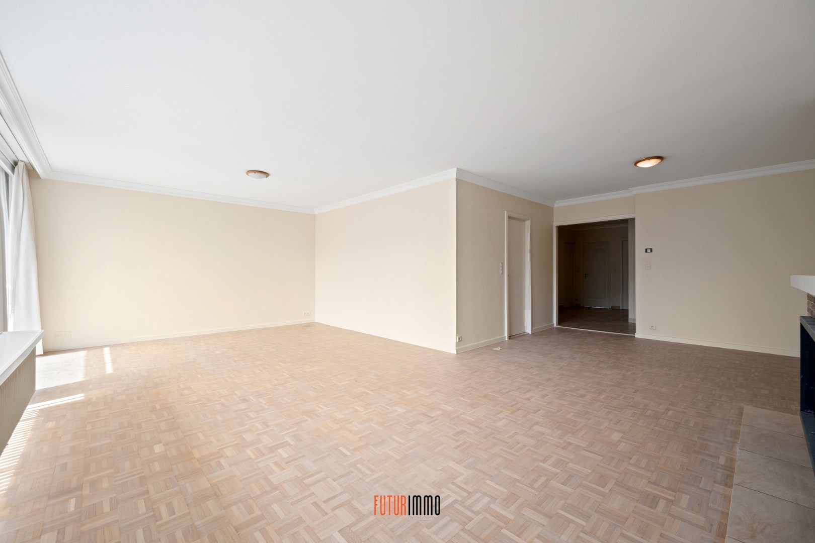 Ruim 3-slpk appartement met parking te Sint-Michiels - foto 2