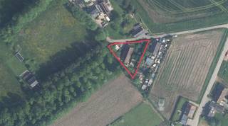 Charmante hoeve met schuur op rustige landelijke ligging. Op zoek naar een uniek renovatieproject in een oase van rust? Deze te renoveren hoeve...