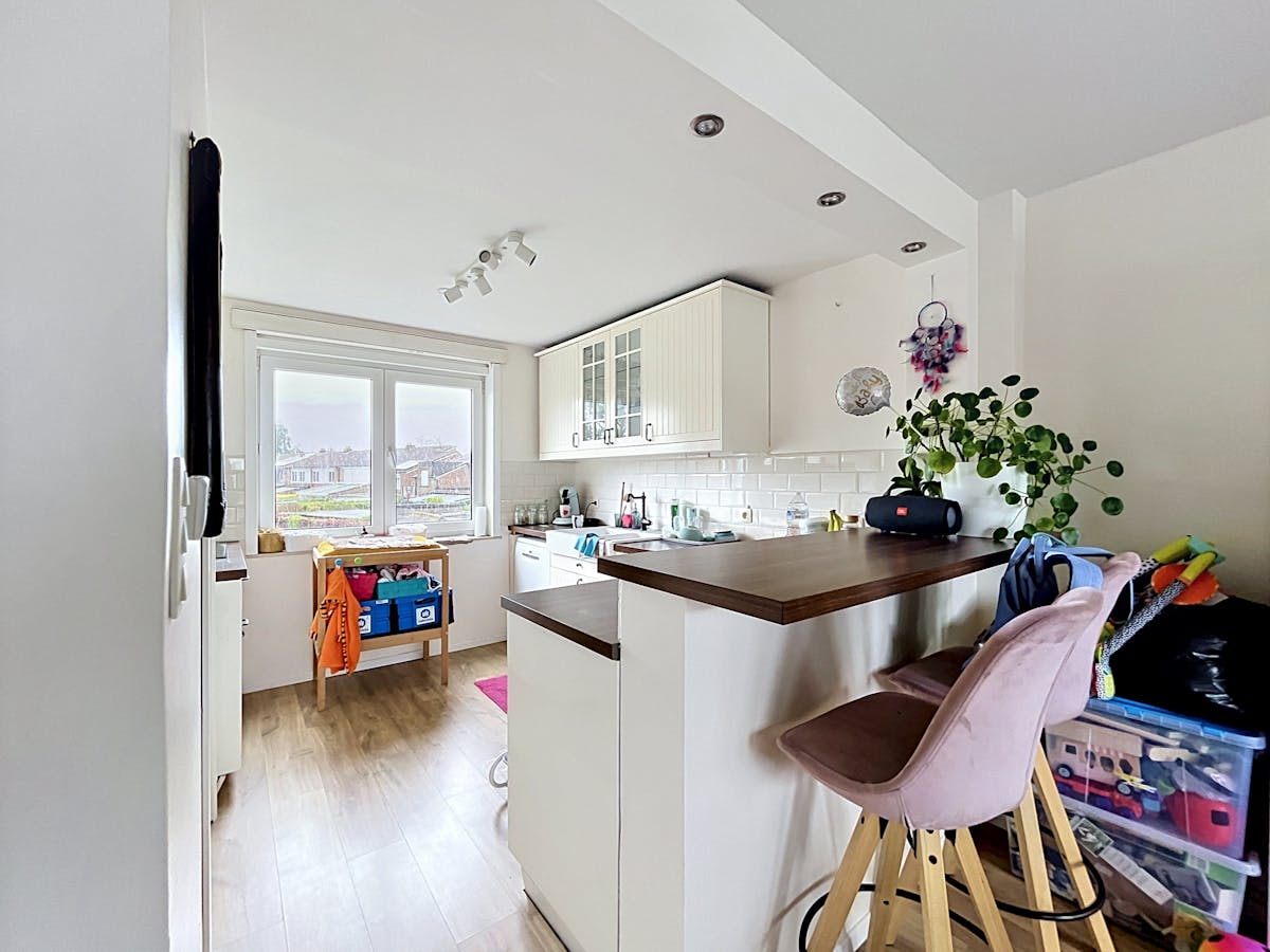 House for rent in sought-after Sint-Michiels - photo 4