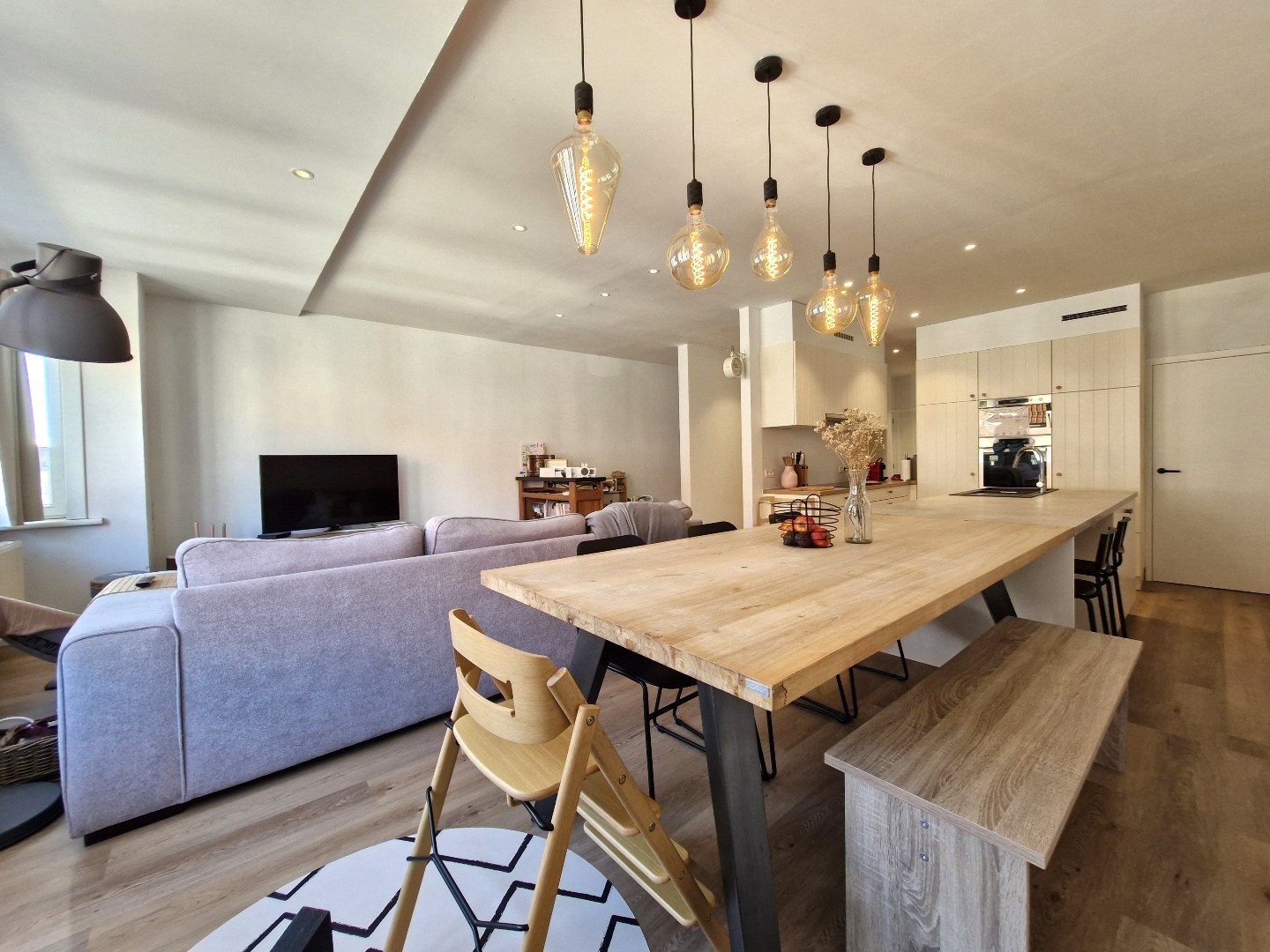 Zeer groot, volledig gerenoveerd duplexappartement te Westkapelle - foto 2