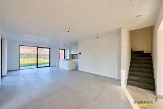 U kijkt naar de laatste van zes BEN-woningen! Op een onderhoudsvriendelijk perceel van 4a19ca staat dit energievriendelijk huis voor u te...