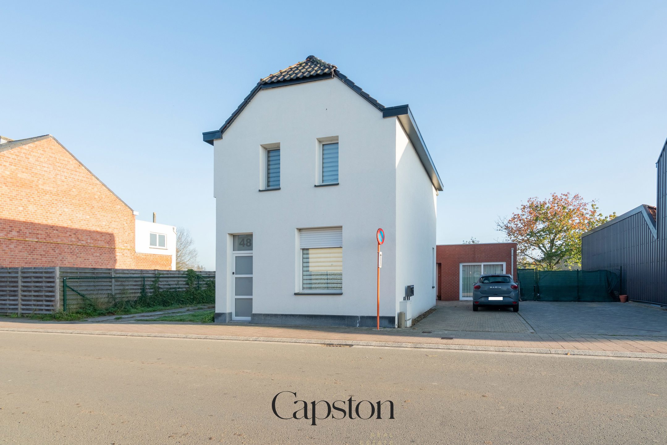 Woning met 3 slaapkamers en dubbele oprit - foto 1