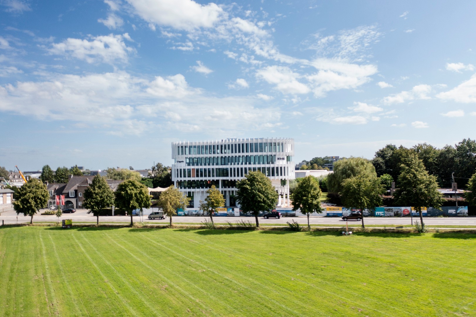Kantoorruimte te huur in het iconische Office One - foto 2