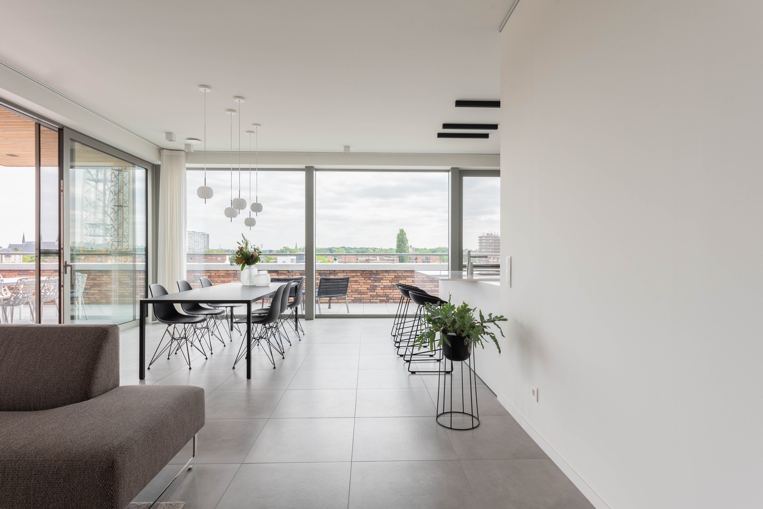 Prachtig bemeubelde penthouse met uniek dakterras in hartje Leuven - foto 4