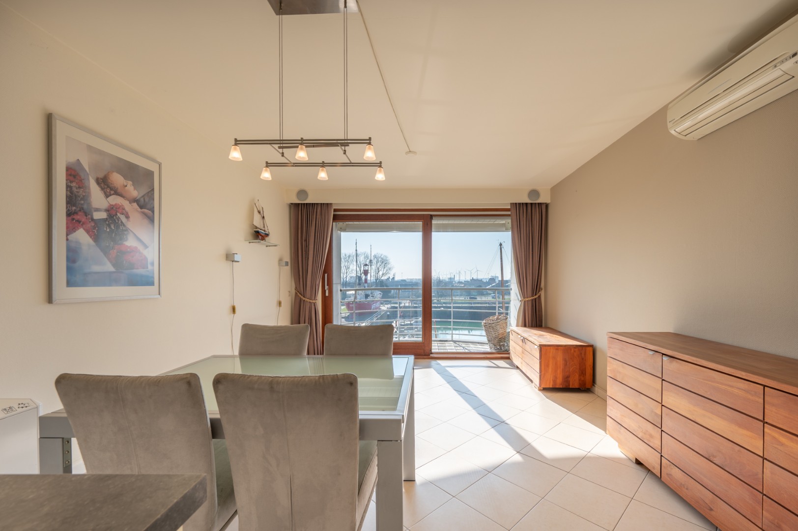 Instapklaar appartement met uitzicht op de jachthaven. - photo 3