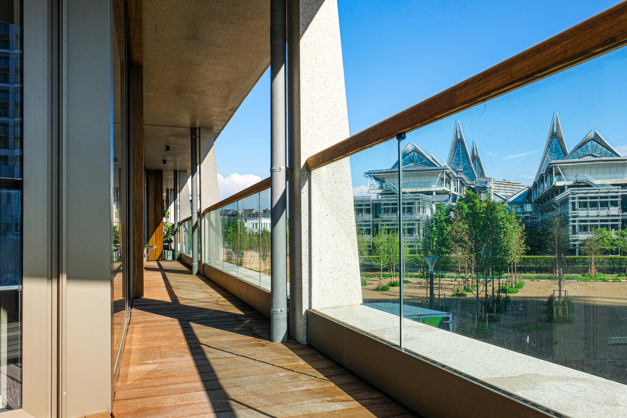 ANTWERPEN - Hoogwaardig gemeubeld appartement op het Zuid - foto 2