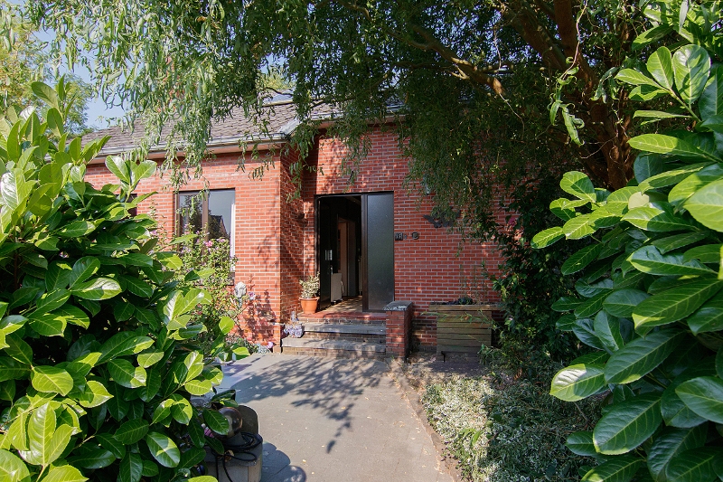 Interessant renovatieproject in groene omgeving op een knap perceel van bijna 12 are - foto 3