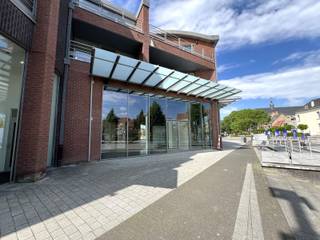 Commercial à louer à Maaseik