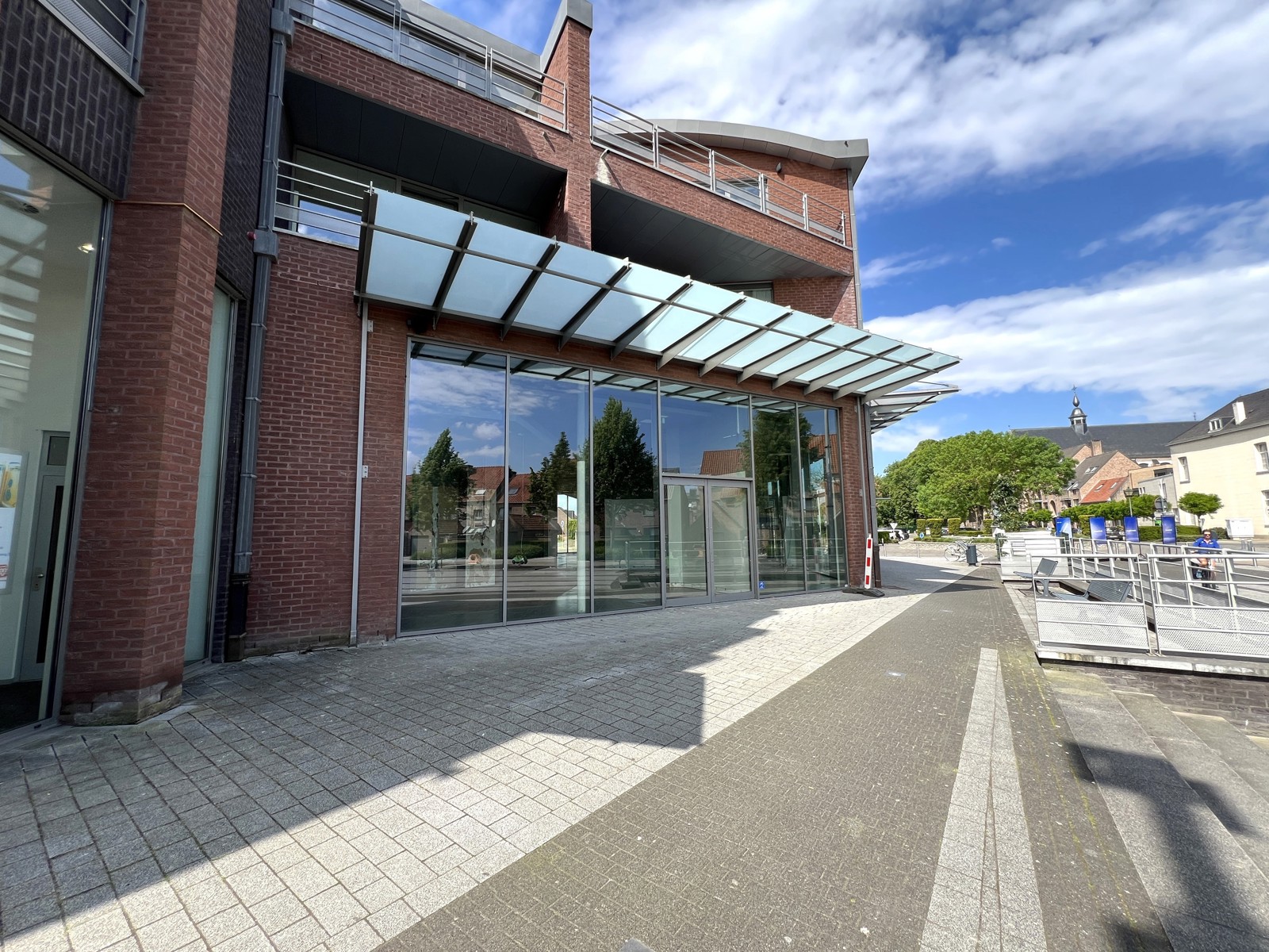 Commercieel te huur in Maaseik - foto 2