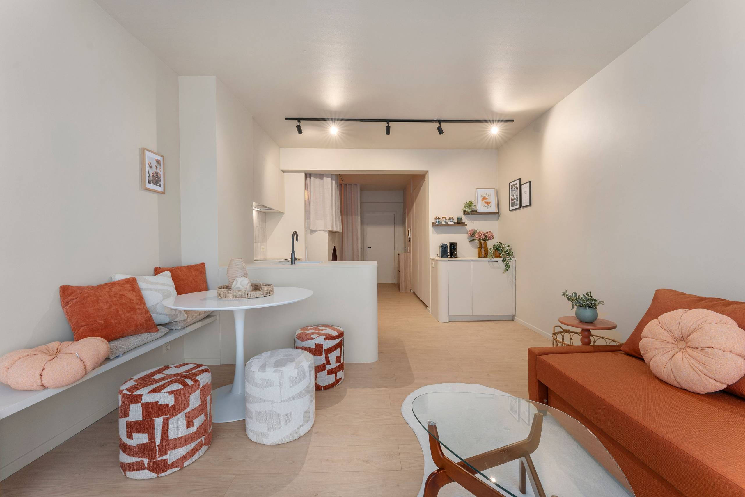 Volledig gerenoveerde studio in hartje Oostende - foto 4