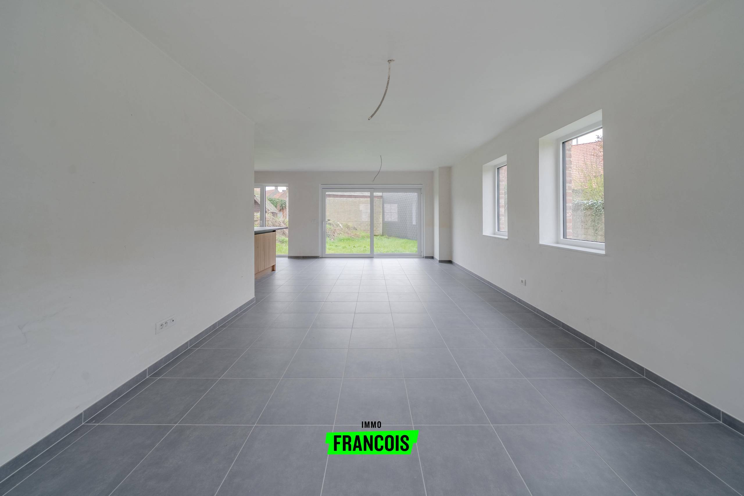 Kwaliteitsvolle woning met 4 slaapkamers op rustige ligging in Pervijze te koop - foto 5