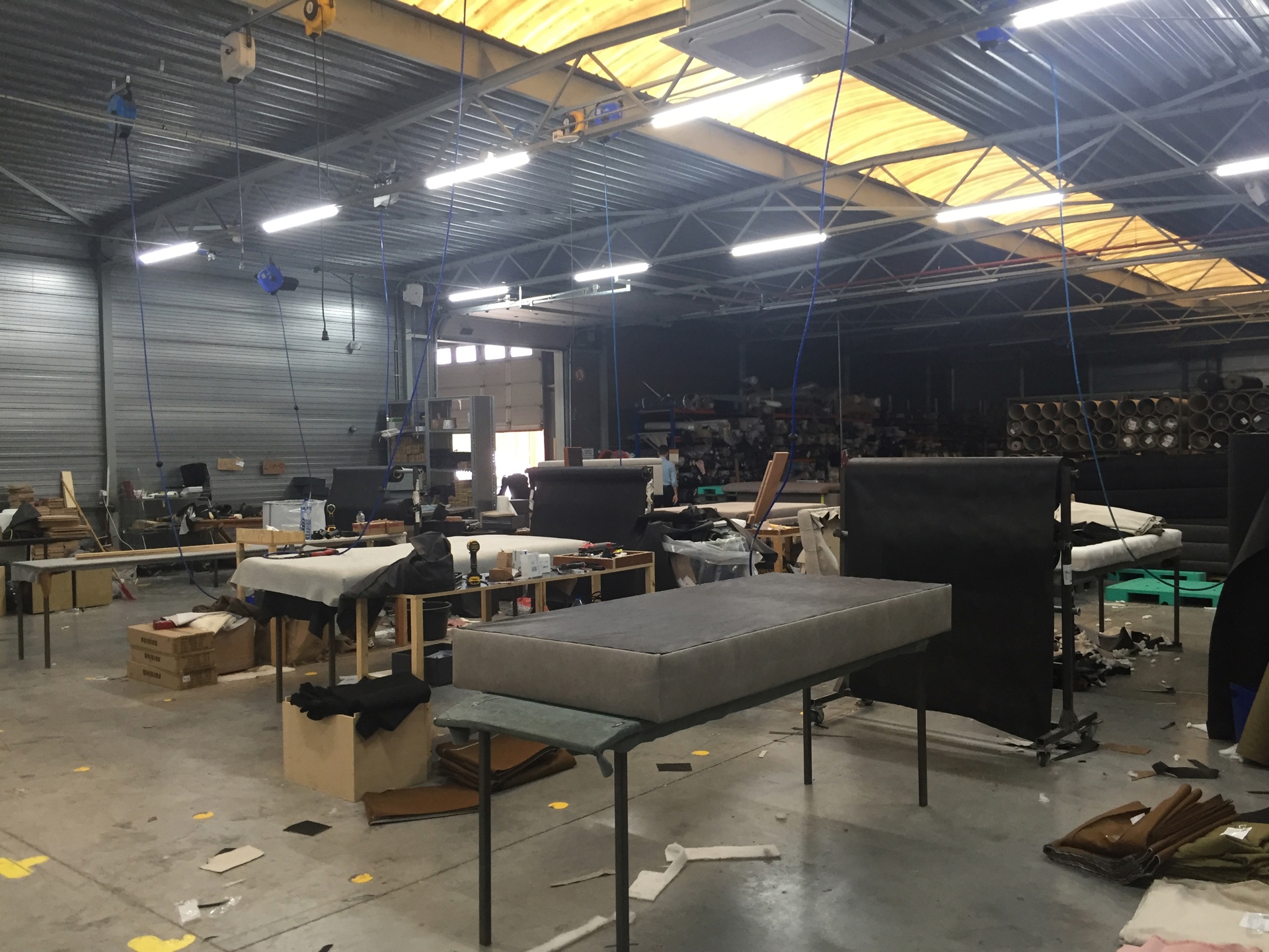 Magazijn met gelijkvloers kantoor - foto 5