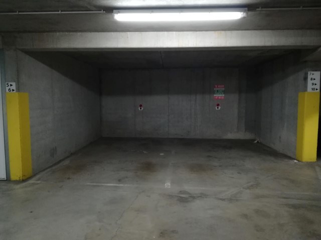 Garage à louer à Bruges - photo 2