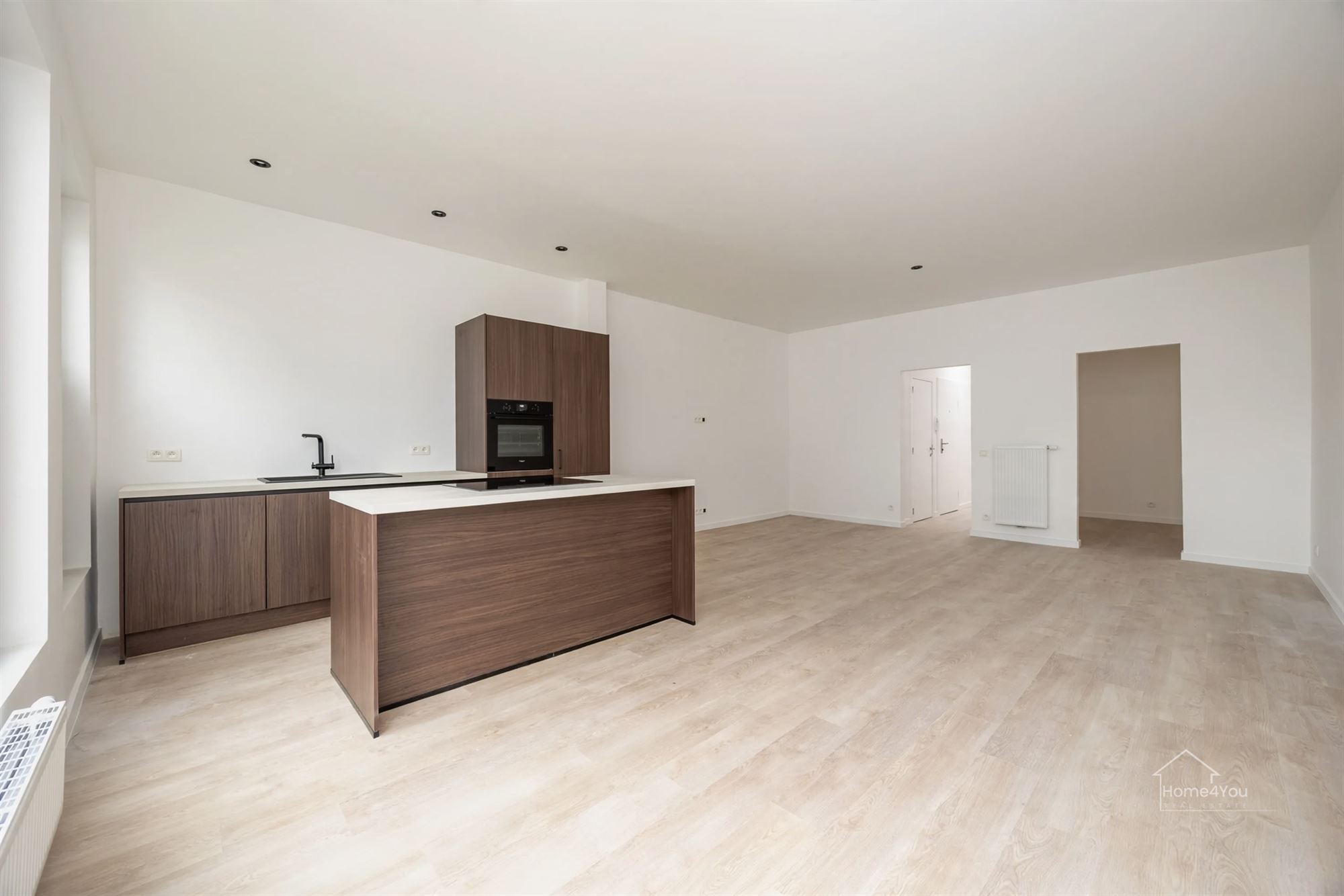 Gerenoveerd appartement met 2 slaapkamers op het Zuid. - foto 4