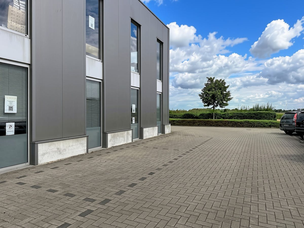 For sale: Office building (approx. 768 m²) in Sint-Gillis-Waas - photo 5