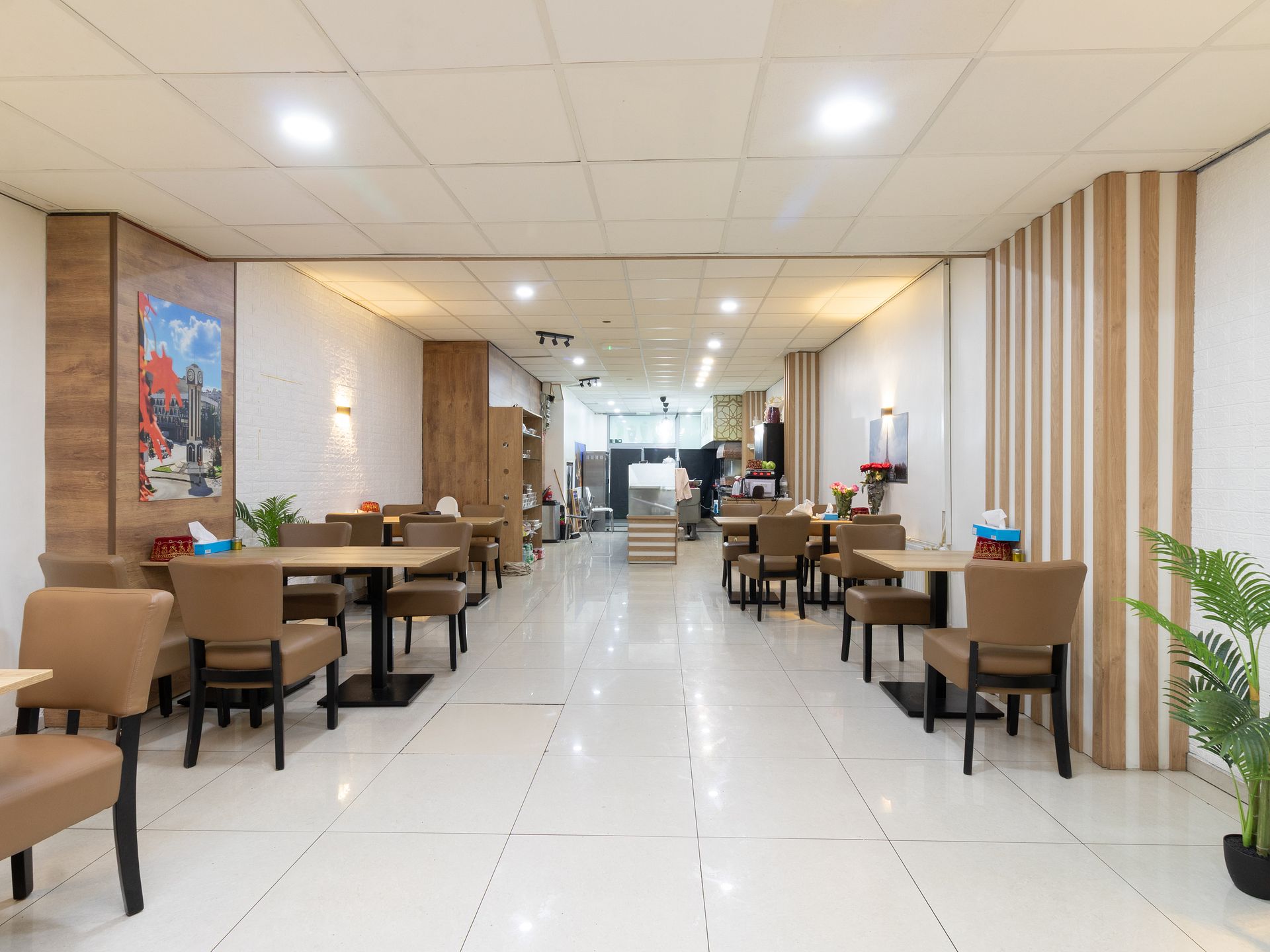 Handelspand met 2 appartementen op toplocatie - foto 3