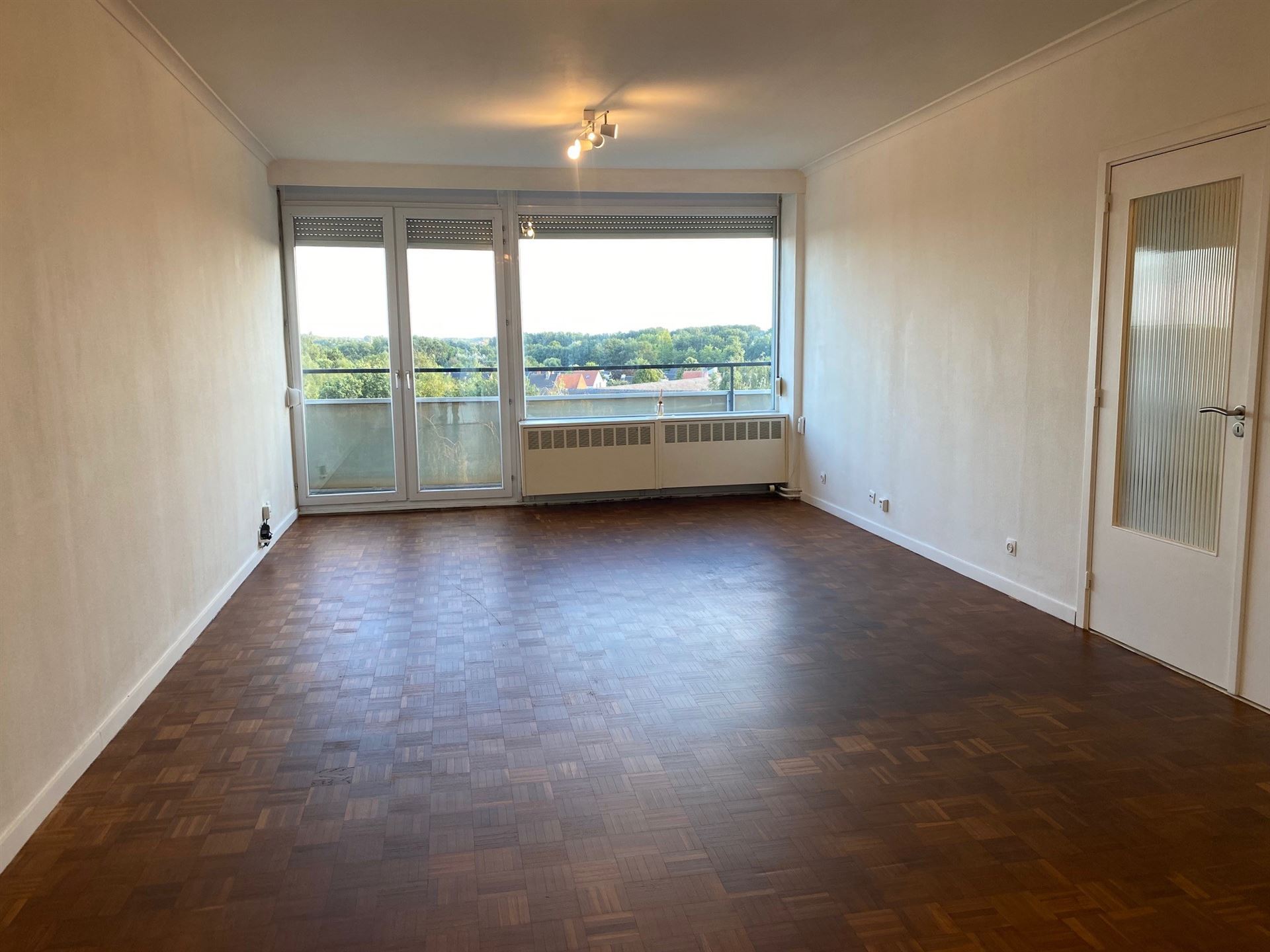 Ruim appartement met 2 slaapkamers - foto 5