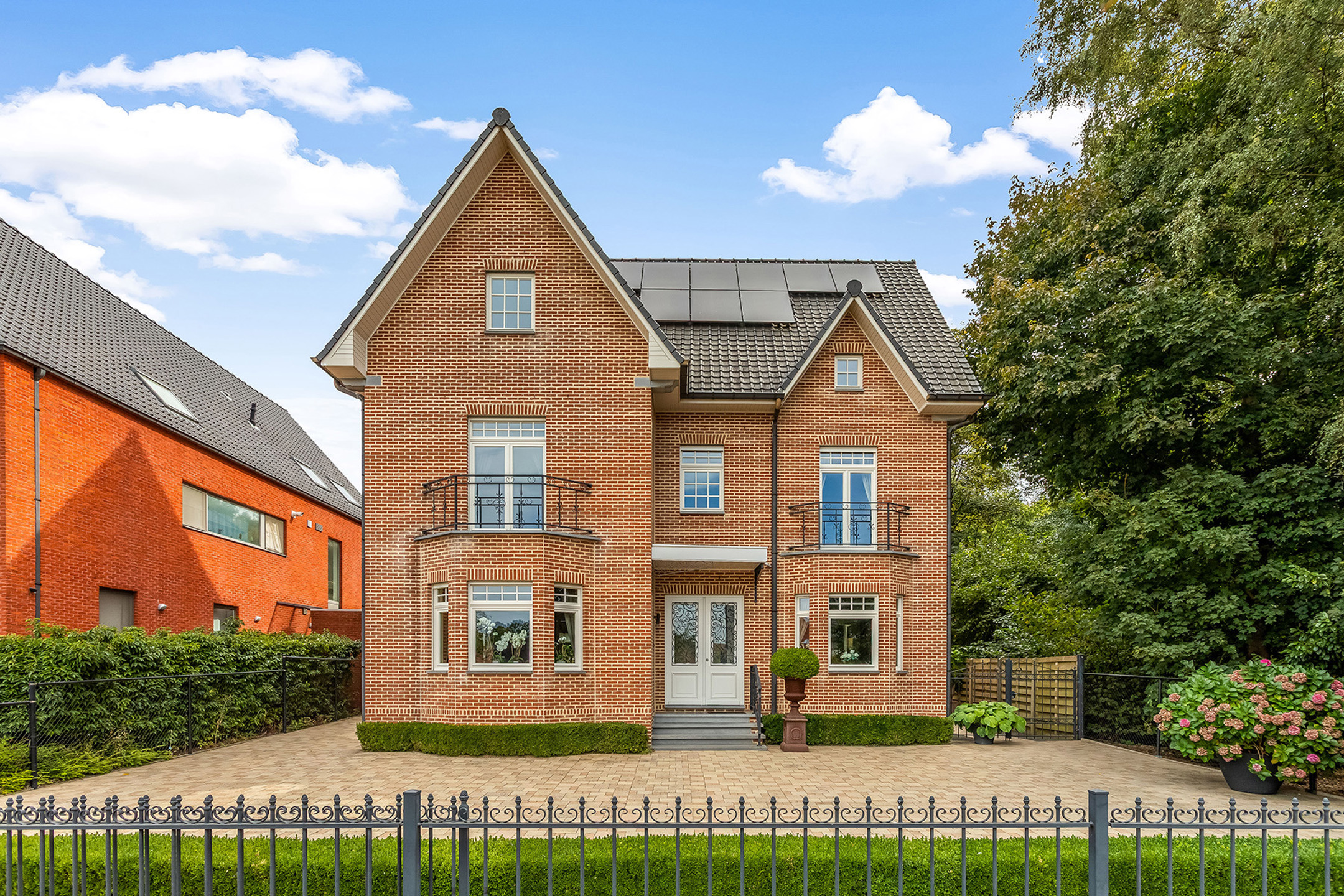 Uniek herenhuis in perfecte staat in Dessel - foto 1