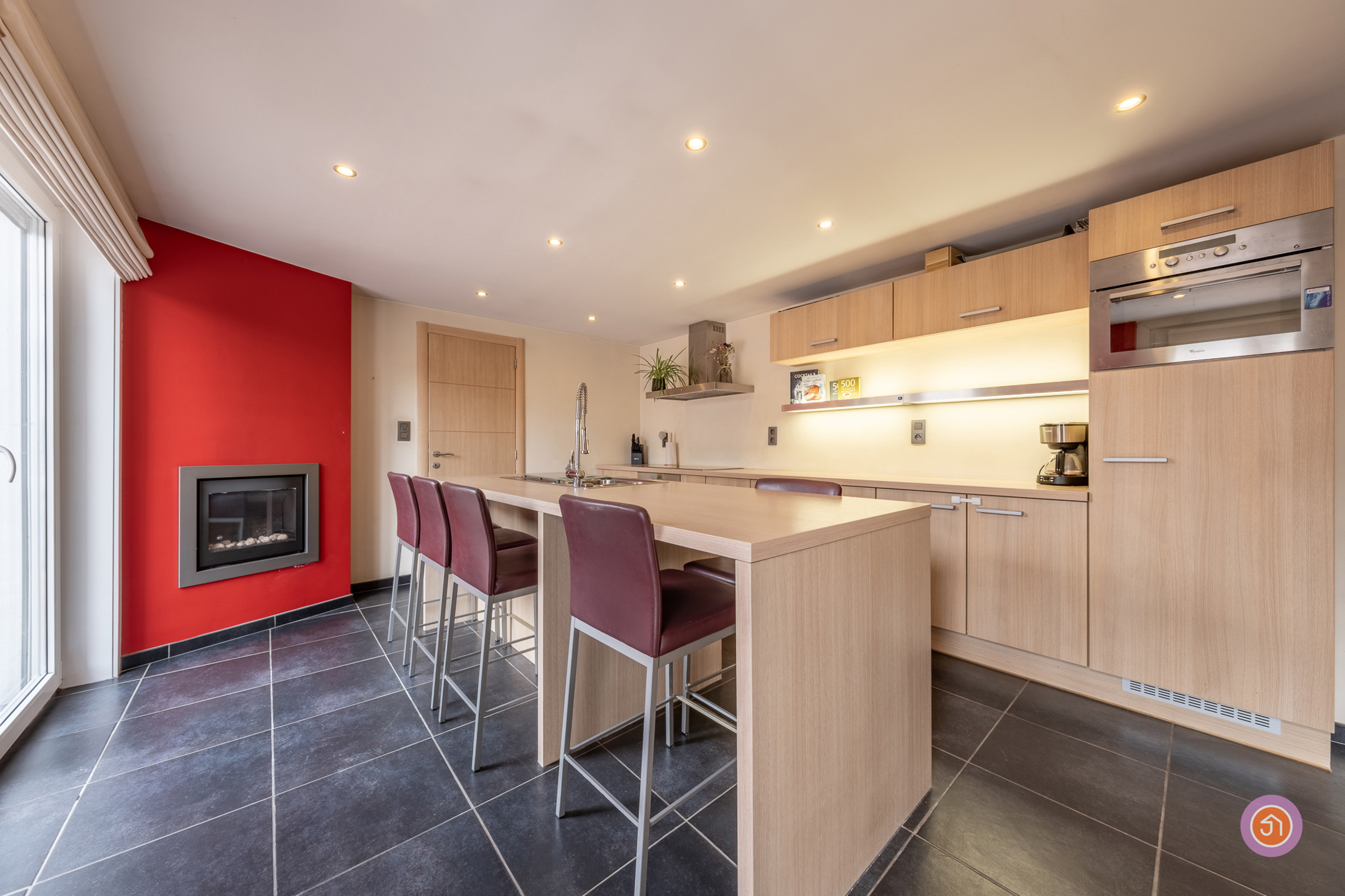 Gerenoveerde instapklare driegevelwoning in rustige straat - foto 3