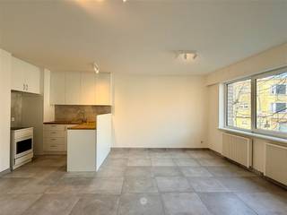 GENT - Ben je op zoek naar een appartement met 1 slaapkamer en extra bureauruimte?Dan is deze woning misschien iets voor u.De belangrijkste troeven...