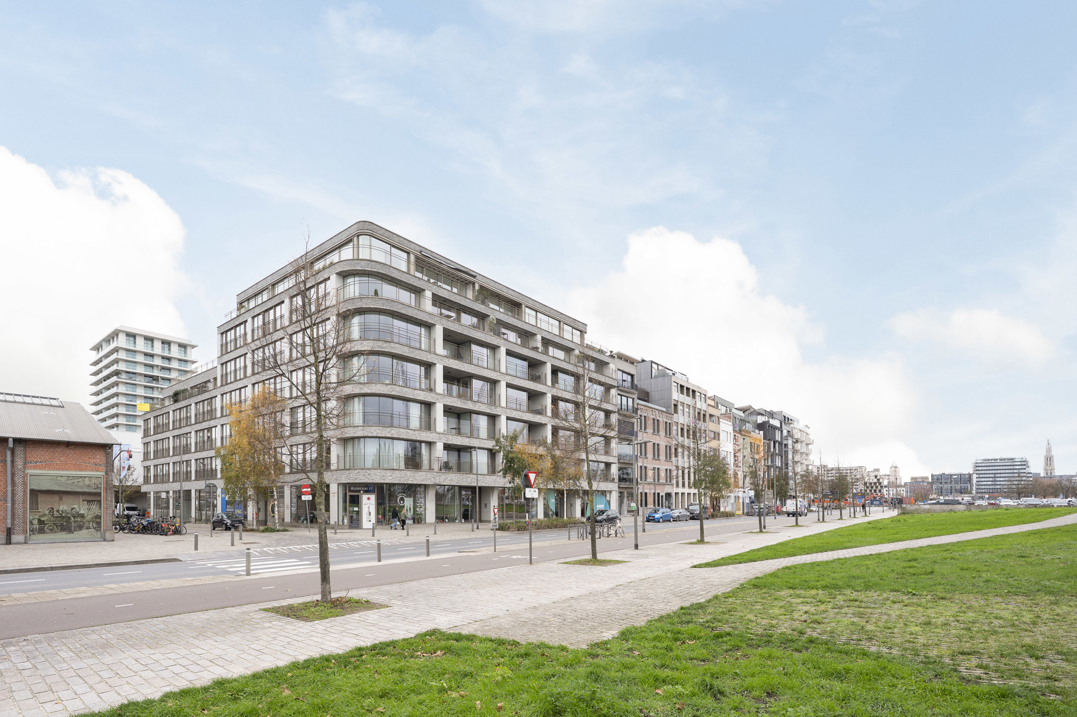 EILANDJE. Commerciële ruimte aan Red Star Line museum. - foto 1