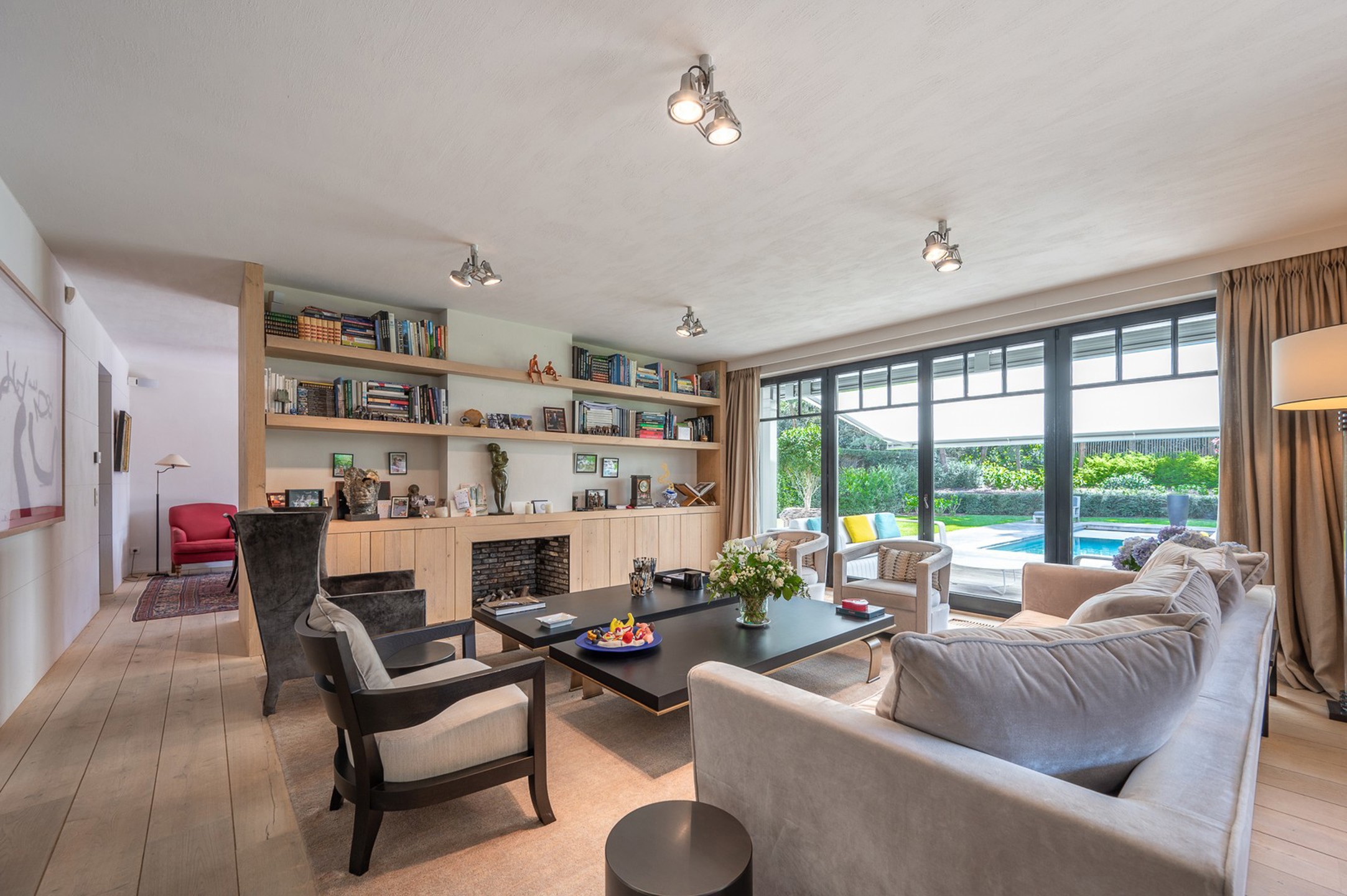 Prachtige villa met zwembad rustig gelegen in een paadje in hartje Zoute. - foto 4