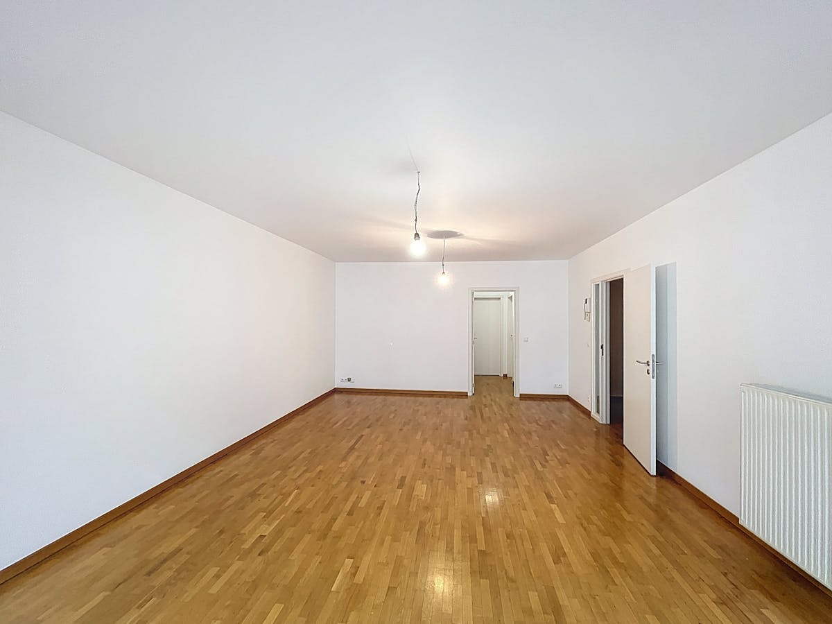 2-kamer appartement met parking te huur in het centrum - foto 4